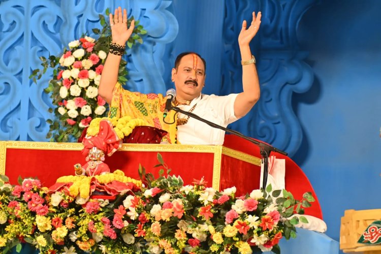 मयाली में शिव महापुराण कथा के दूसरे दिन हर हर महादेव से गुंजा शिव धाम ,तामसिक भोजन से दूर रहने और अपने मन के अहंकार को दूर करने का दिया संदेश --पंडित श्री प्रदीप मिश्रा