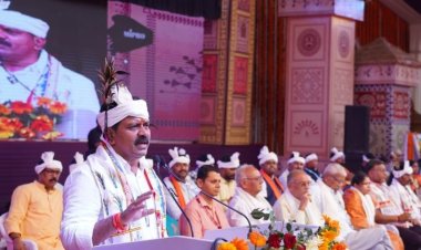 बस्तर पंडुम में बिखर रही जनजातीय संस्कृति की अनुपम छटा : बस्तर की गौरवशाली संस्कृति को वैश्विक पटल पर पहुँचाने की पहल - उप मुख्यमंत्री श्री विजय शर्मा ,,,,,बस्तर पंडुम की चर्चा देश-विदेश में - श्री केदार कश्यप*