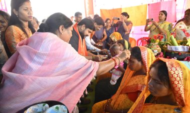 बगीचा के रोकड़ा में हुआ जिला स्तरीय सुशासन शिविर का आयोजन,जशपुर विधायक श्रीमती रायमुनी भगत के मुख्य आतिथ्य में हुआ कार्यक्रम संपन्न