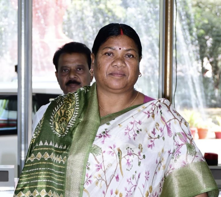 विधायक रायमुनी भगत की मुश्किलें हुई कम : न्यायालय ने विधायक के पक्ष में सुनाया अहम फैसला,ईसाई समुदाय के हेरमोन कुजूर द्वारा दायर परिवाद न्यायालय ने किया निरस्त