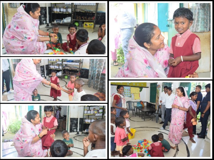 जशपुर जिले के दौरे पर पहुंची मंत्री लक्ष्मी राजवाड़े ने किया विभागीय योजनाओं की जमीनी हकीकत जानने आंगनबाड़ी केंद्रों का आकस्मिक निरीक्षण : मंत्री ने कहा हर बच्चे को गुणवत्तापूर्ण पोषण और शिक्षा उपलब्ध कराना ही विभाग का मूल उद्देश्य इसमें किसी प्रकार की ढिलाई स्वीकार्य नहीं