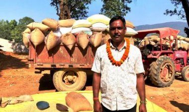 संतोष यादव ने धान खरीदी केंद्र में आसानी से बेचा अपना धान