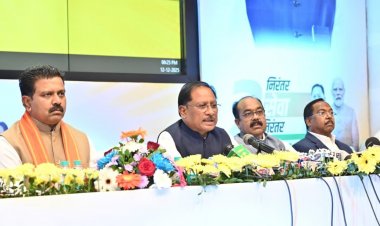 शासन की जनकल्याणकारी योजनाओं से समग्र विकास की ओर तेजी से आगे बढ़ रहा है छत्तीसगढ़ - मुख्यमंत्री विष्णु देव साय