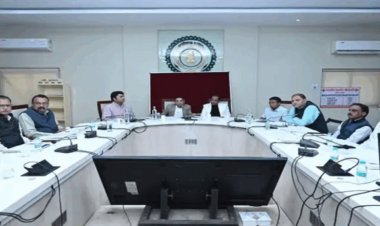 SIR समीक्षा बैठक में मुख्य निर्वाचन पदाधिकारी सख्त, दोबारा सत्यापन और BLO ऐप से अपलोड अनिवार्य