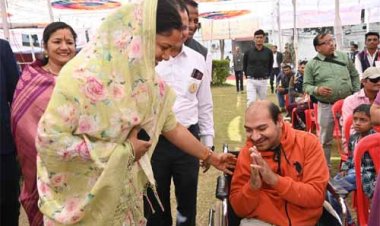 विकलांग नहीं, दिव्यांगजन कहकर करें संबोधन – राजवाड़े