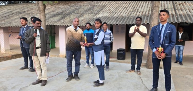 *जशपुर जिले में शतरंज प्रतियोगिता हुयी प्रारम्भ,पहले चरण मे 189 विद्यालयों के 3150 विद्यार्थी हुए शामिल*