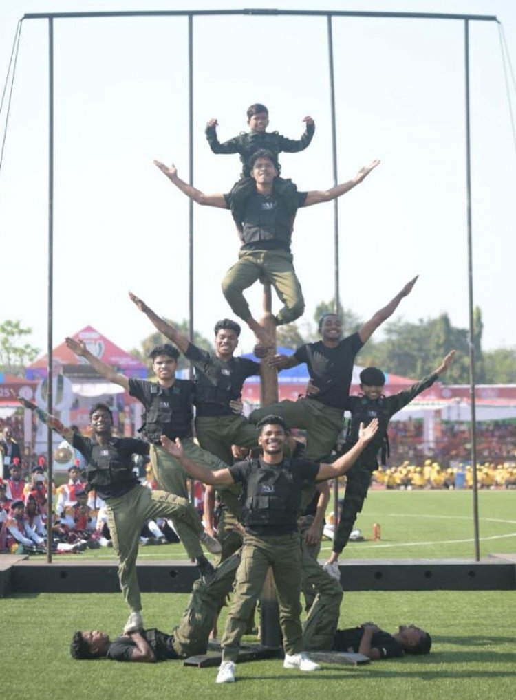 नारायणपुर के मलखम्भ खिलाडिय़ों ने बस्तर ओलम्पिक में किया हैरतअंगेज प्रदर्शन