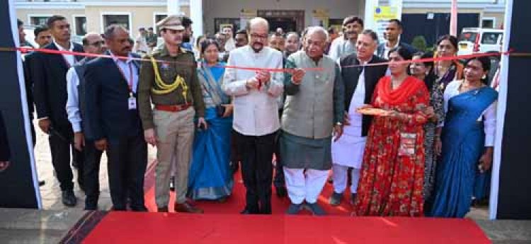 दिव्यांगजनों के साथ देश, समाज और परिवार खड़ा है- राज्यपाल डेका