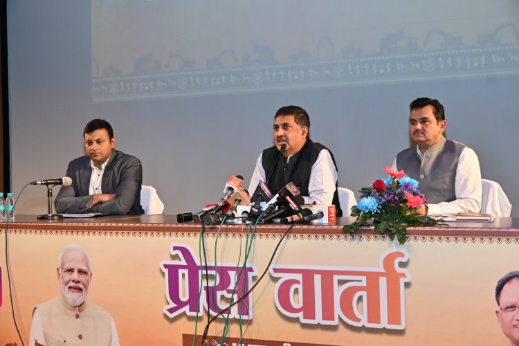 छत्तीसगढ़ लीथियम खदान की नीलामी करने वाला देश का पहला राज्य बना - पी. दयानंद