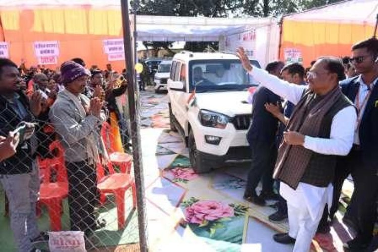 मुख्यमंत्री साय ने बगीचा में मेगा हेल्थ कैंप का किया शुभारंभ