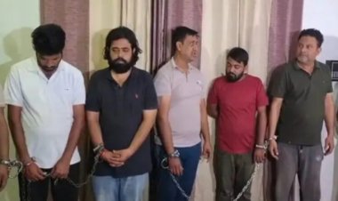 महादेव-ऐप की तर्ज पर सट्टे का नया सिंडिकेट: 40+ गेम्स, रायपुर में कार में दांव लगवाते पकड़े गए, 95 लाख का कैश-सामान जब्त