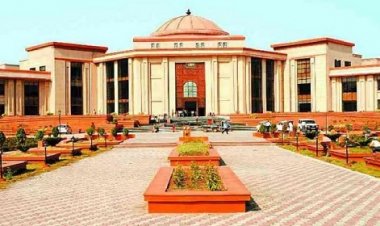 VSK ऐप की अनिवार्यता पर हाई कोर्ट सख्त, शिक्षक को मिली अंतरिम राहत