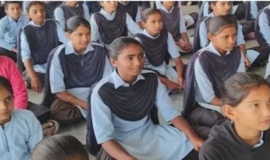 बड़ी ख़बर :धमतरी के सरकारी स्कूल में 35 छात्रों ने काटी कलाइयां, प्रशासन सतर्क—जांच तेज…जाने क्या है मामला ?