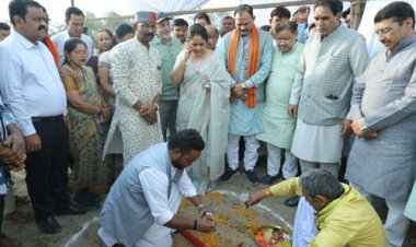 धरसींवा के सरोना में 100 बिस्तर वाले नवीन अस्पताल का भूमिपूजन, स्वास्थ्य सुविधाओं को मिलेगा बड़ा विस्तार