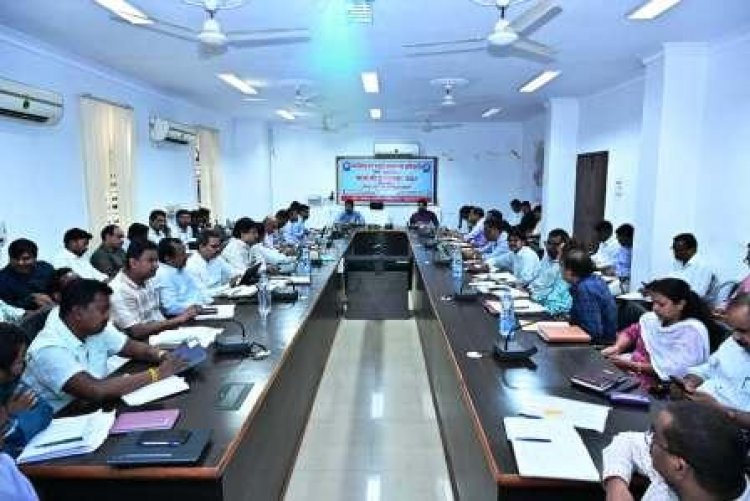 शिविर में पेंशन, राशन कार्ड, आयुष्मान कार्ड आदि से संबंधित समस्याओं का निराकरण करें : सीईओ