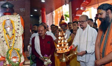 राज्यपाल डेका ने हनुमान जन्मोत्सव के अवसर पर की पूजा-अर्चना