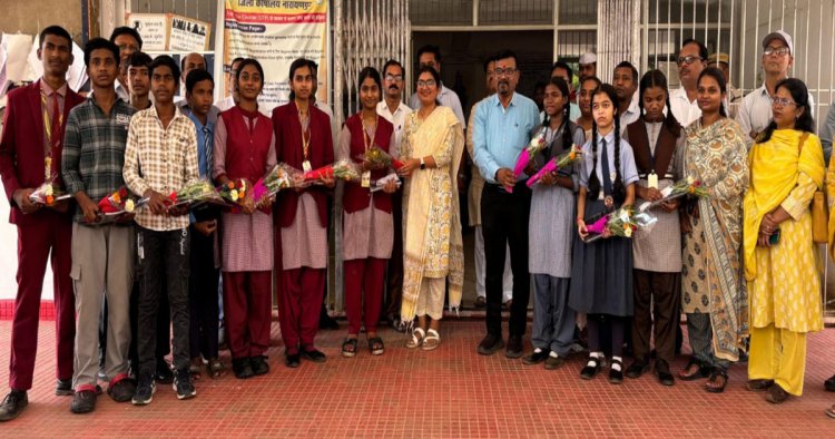 अबूझमाड़ की मेधा ने गढ़ दिया नया नारायणपुर - शिक्षा के शिखर पर वनांचल की गौरवगाथा