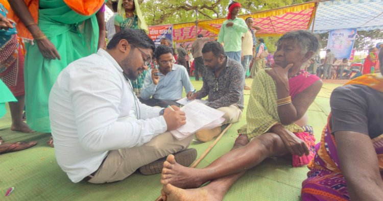 मोटली सोढ़ी को पहली बार सुशासन तिहार में मिले सरकारी दस्तावेज