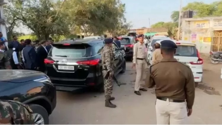 BREAKING NEWS: मुख्यमंत्री के काफिले में अब सिर्फ 8 गाड़ियां!