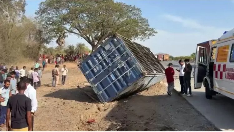 ACCIDENT BREAKING : बारात ट्रक-टक्कर से मातम, 12 की मौत, हाईवे पर खून-खराबा