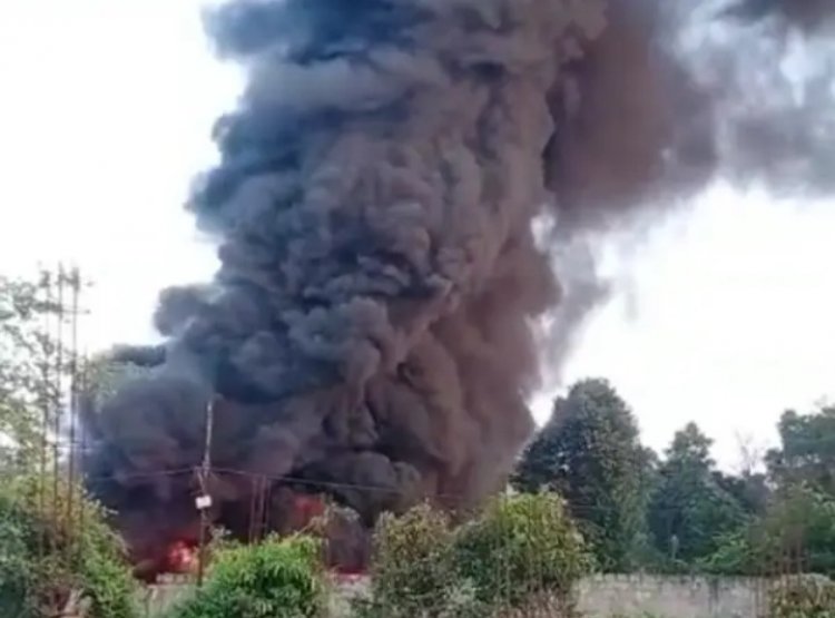 RAIGARH FIRE : छातामुड़ा में कबाड़ दुकान बनी आग का गोला!