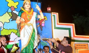 विजय शर्मा ने भारत माता की प्रतिमा व शहीद स्मारक का किया लोकार्पण