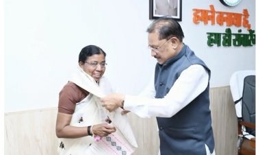 मुख्यमंत्री विष्णु देव साय से पद्मश्री डॉ. बुधरी ताती ने की सौजन्य मुलाकात