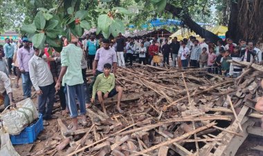 रथयात्रा के दौरान बड़ा हादसा: मूसलाधार बारिश के बीच पुराना होटल ढहा, 9 से अधिक लोग मलबे में दबे