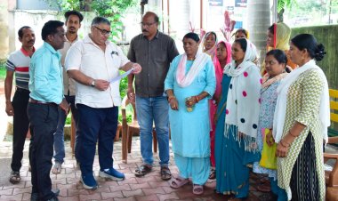 जनदर्शन में पर्यटन एवं संस्कृति मंत्री अग्रवाल ने सुनीं लोगों की समस्याएं, त्वरित समाधान के दिए निर्देश
