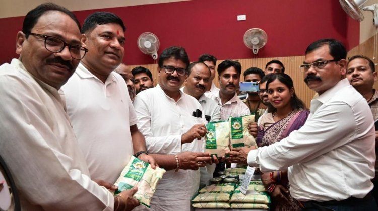 जीपीएम का ‘विष्णुभोग’ चावल बना महिलाओं की समृद्धि का नया ब्रांड, आधे घंटे में 45 हजार रुपये से अधिक की रिकॉर्ड बिक्री….