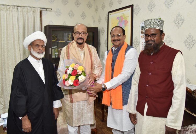 राज्यपाल डेका से छत्तीसगढ़ राज्य हज कमेटी के अध्यक्ष ने की सौजन्य भेंट