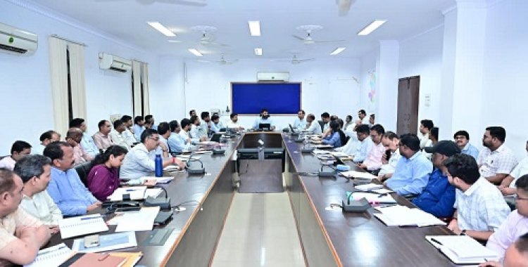 कलेक्टर ने स्वतंत्रता दिवस की तैयारी के लिए अधिकारियों को दिए दिशा-निर्देश