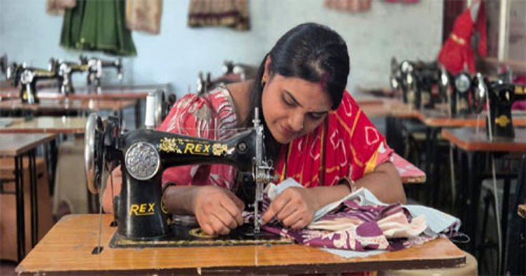 मुख्यमंत्री कौशल विकास योजना से बदली नीलिमा की जिंदगी, सिलाई प्रशिक्षण ने दिया आत्मनिर्भरता का नया रास्ता
