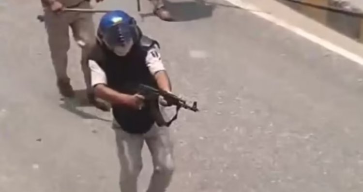 SIWAN FIRING : छात्रों पर AK-47 चलाने वाला जवान सस्पेंड