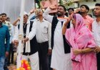 85 साल की सावित्री बाई ने फहराया तिरंगा, पार्षद छगन यादव की अनूठी पहल ने जीता दिल,बुजुर्गों के सम्मान और नई पीढ़ी को संस्कार देने का दिया संदेश